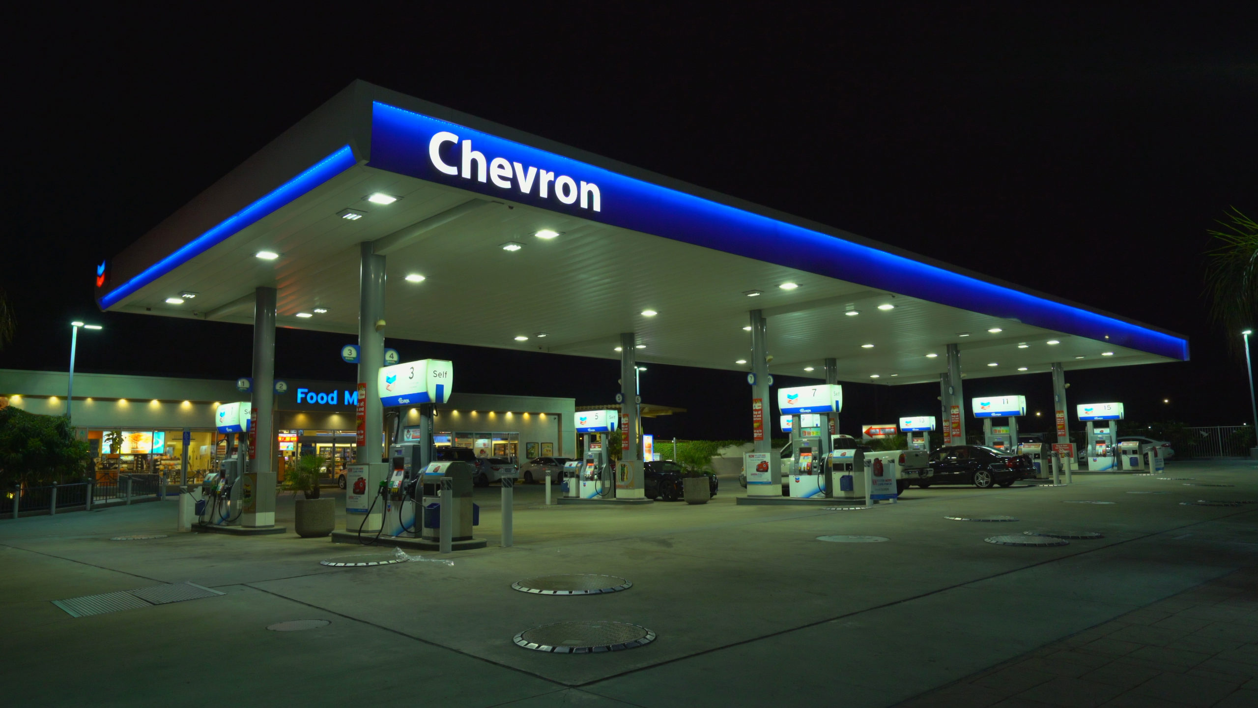 nearest chevron gas station to me