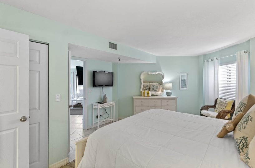 Tropical Suites - Unit 1003 Interior